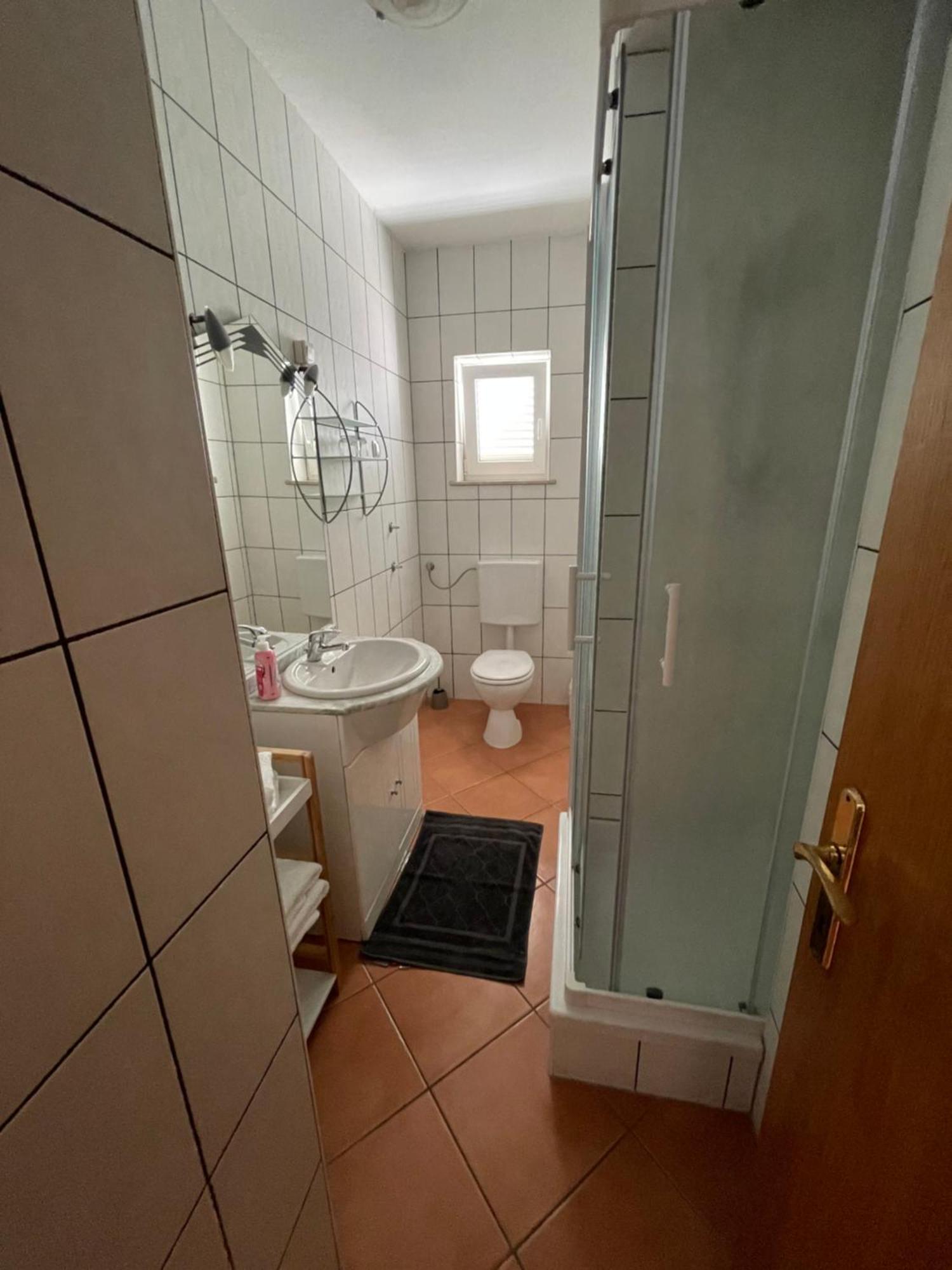 Apartman Theresa Barbat na Rabu Екстериор снимка